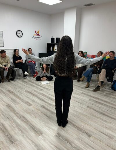 Alumna en clase de teatro de Aescena Musica y Danza